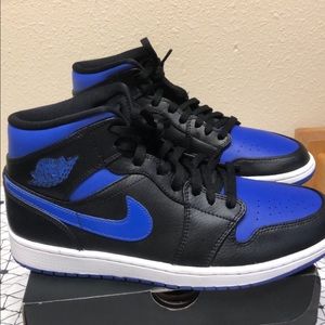 Air Jordan 1 Mid